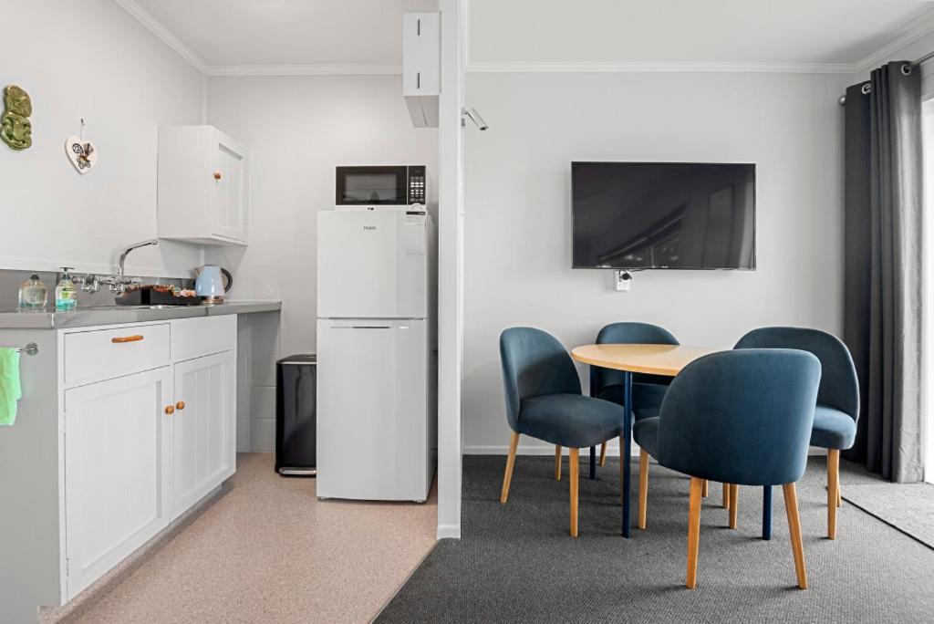 Te Aroha Motel Экстерьер фото